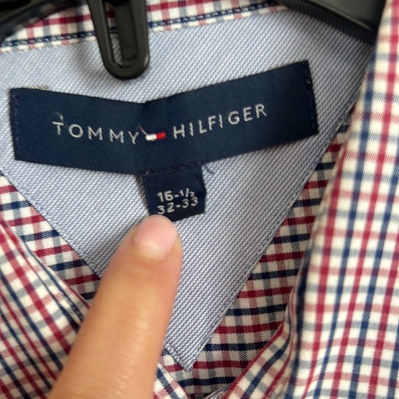 button down - Picture 3 of 4